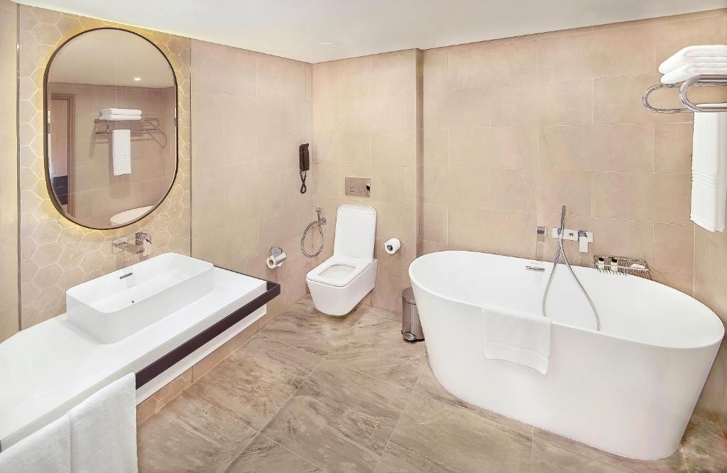 SHERATON ABU DHABI HOTEL & RESORT