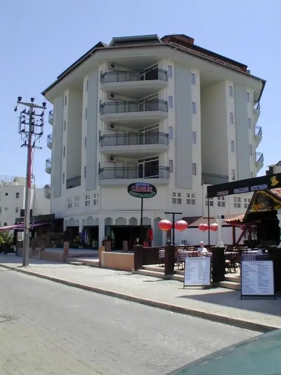 AVOS APART HOTEL