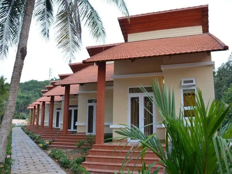 CASTAWAYS RESORT