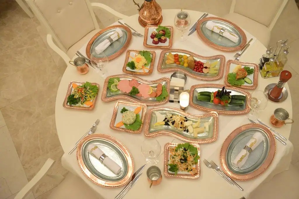 QAFQAZ KARVANSARAY