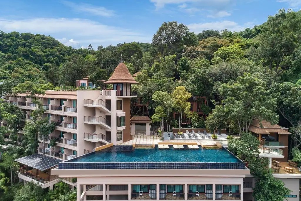 AVANI AO NANG CLIFF KRABI RESORT (EX. AO NANG CLIFF BEACH RESORT)