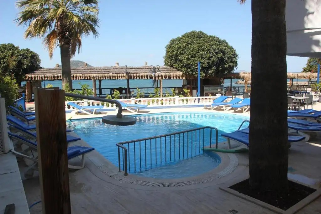 MAXSEA BEACH HOTEL (EX. MOONLIGHT)