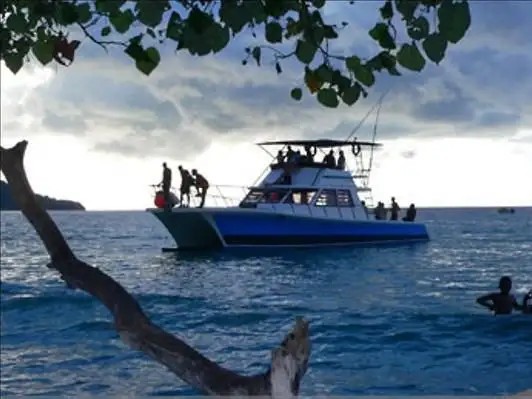 BEAU VALLON BUNGALOWS