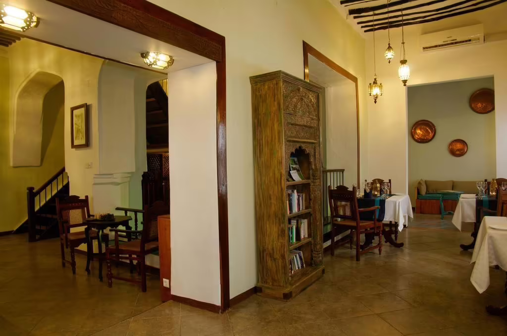 ZANZIBAR PALACE