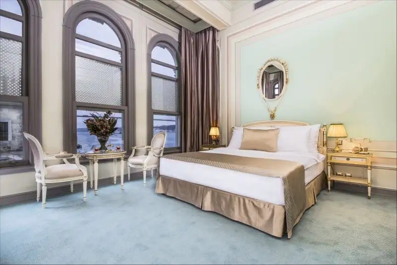 BOSPHORUS PALACE HOTEL