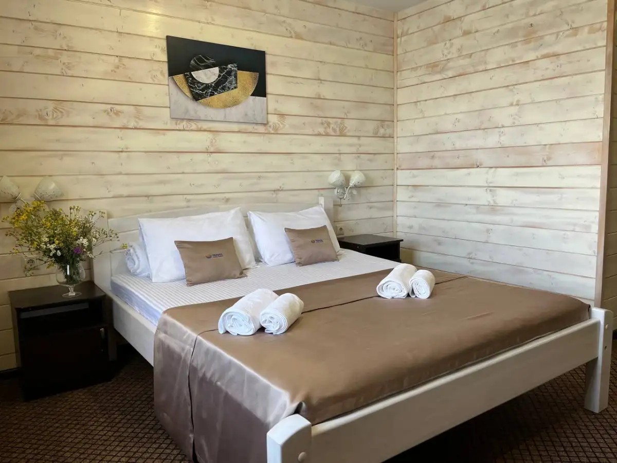 TRAVEL HOTELS ГОРНОЕ ОЗЕРО