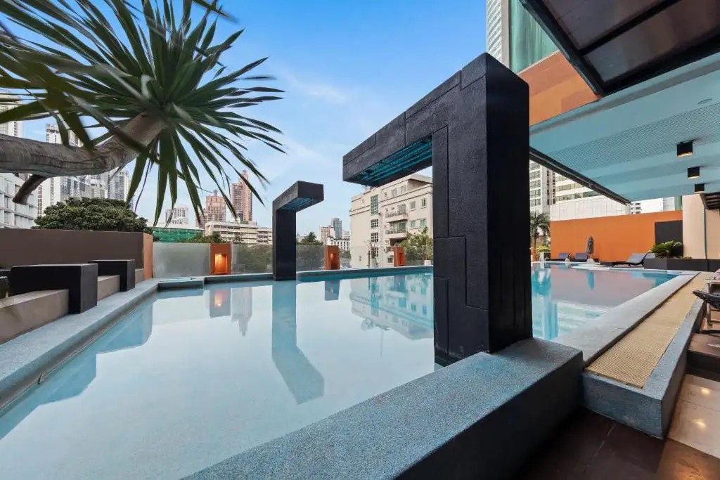 THE MANDISON BANGKOK (EX. GOLDEN TULIP MANDISON SUITES)