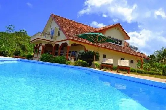 BAY VIEW VILLA