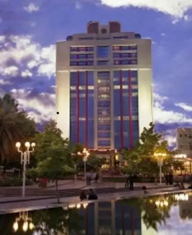 RADISSON BLU PLAZA