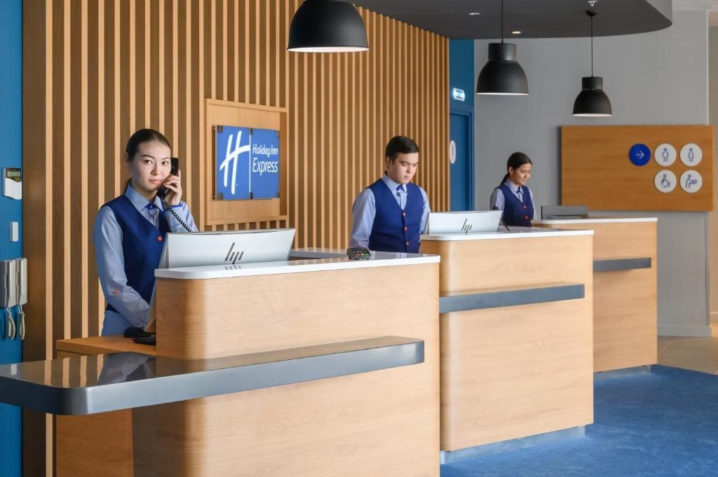 HOLIDAY INN EXPRESS ALMATY