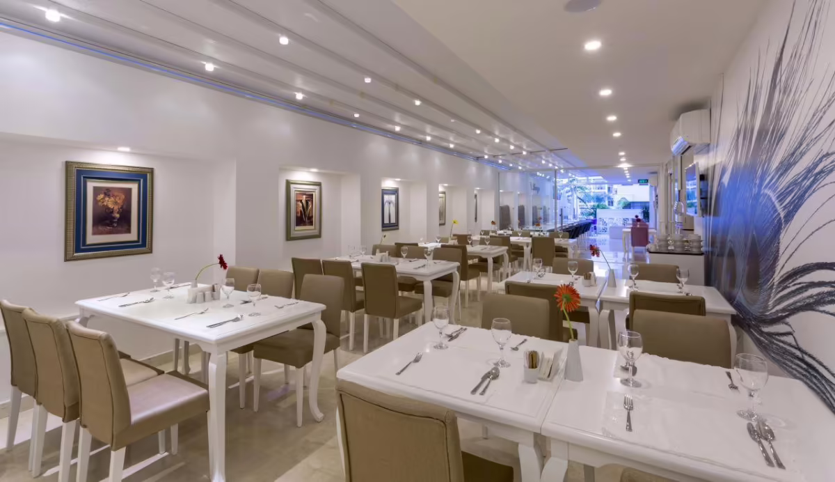 WISE BOUTIQUE HOTEL & SPA ADULTS ONLY 12+
