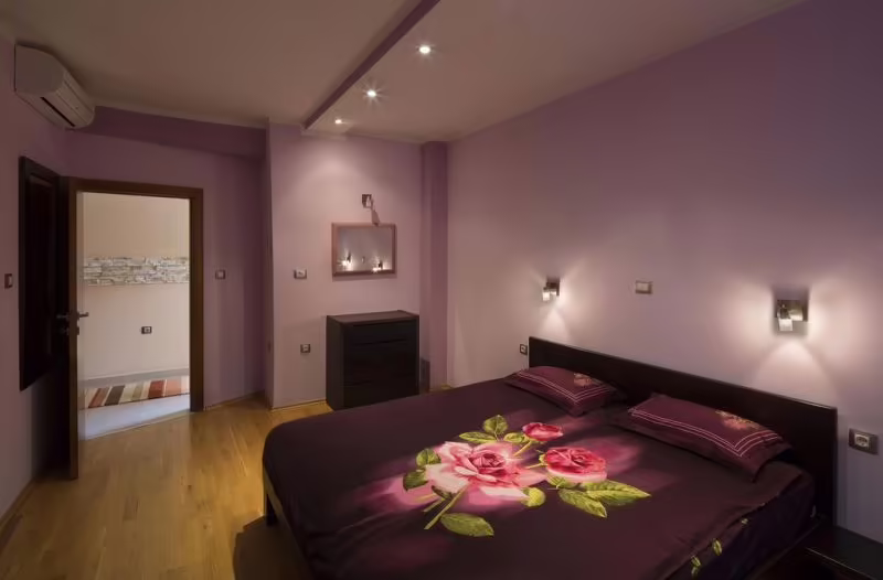 RAYMOND KAZANEGRA APARTMENTS