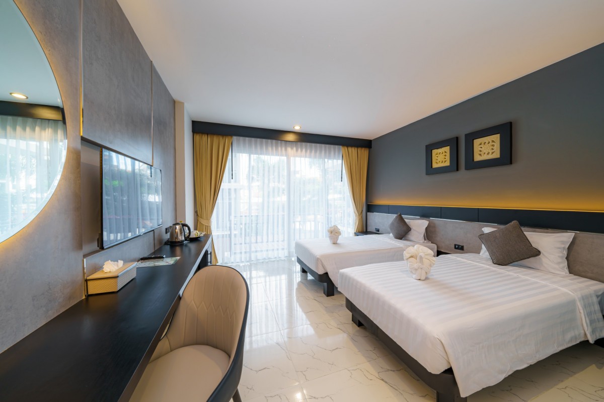 LHC HOTEL & RESORT