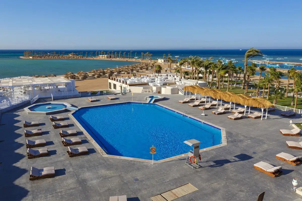 MERAKI RESORT ADULTS ONLY 16+