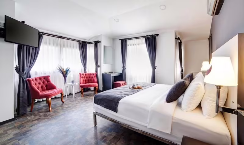 LIME GARDEN HOTEL