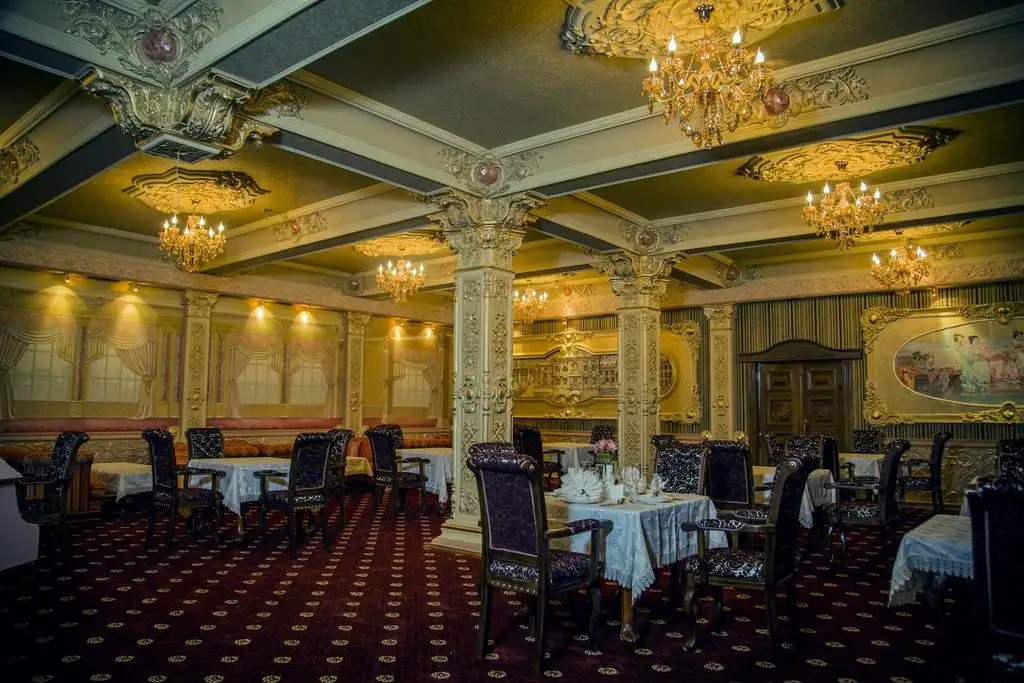 ASTOR HOTEL