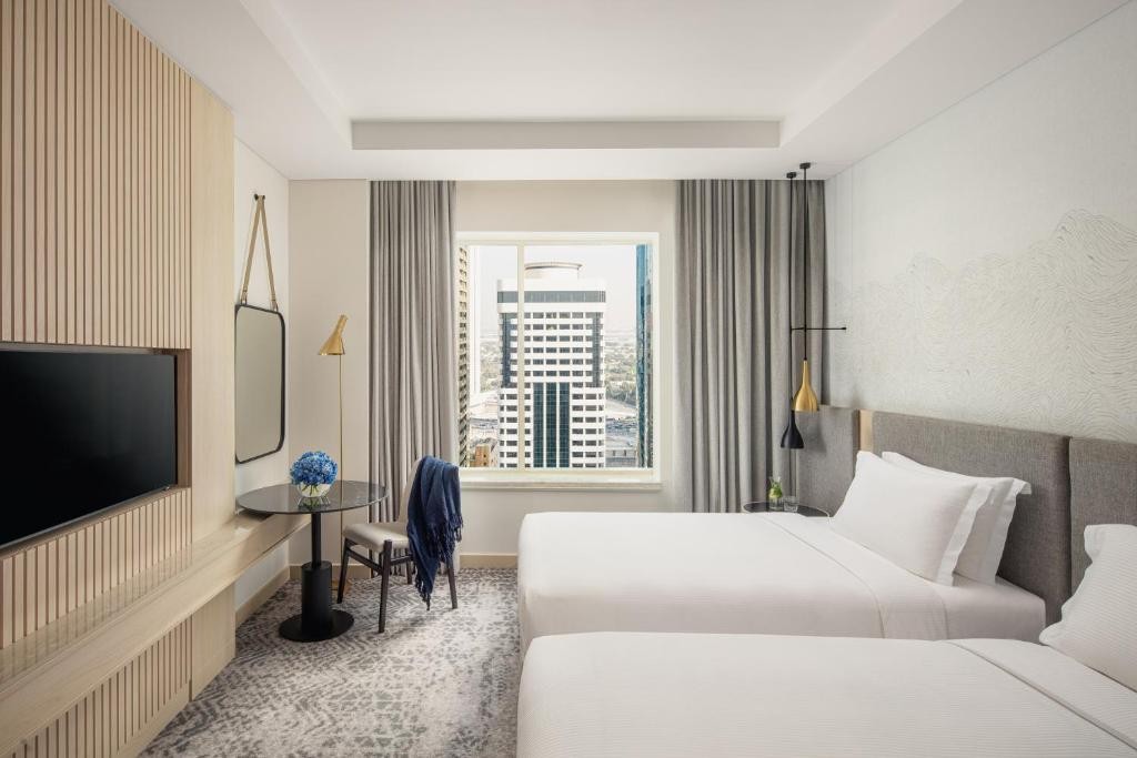 TOWERS ROTANA