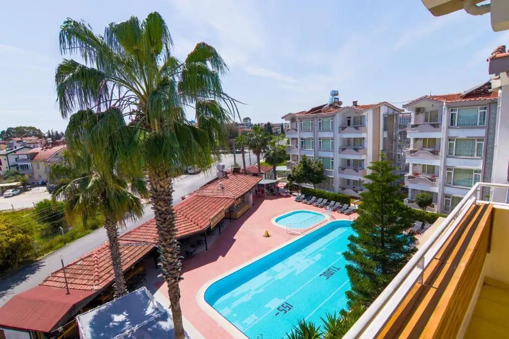 NEW GARDEN LUNA SIDE APT HOTEL (EX. NEW GARDEN APART)