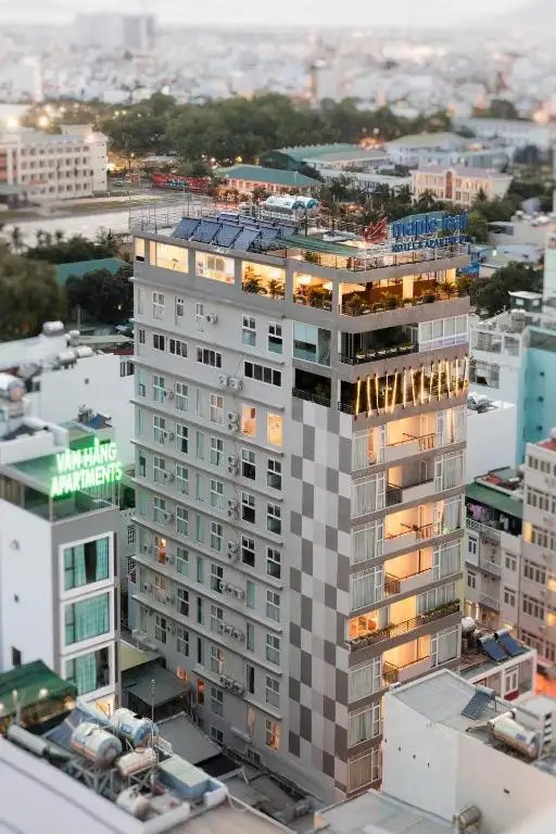 MAPLE LEAF HOTEL & APARTMENT