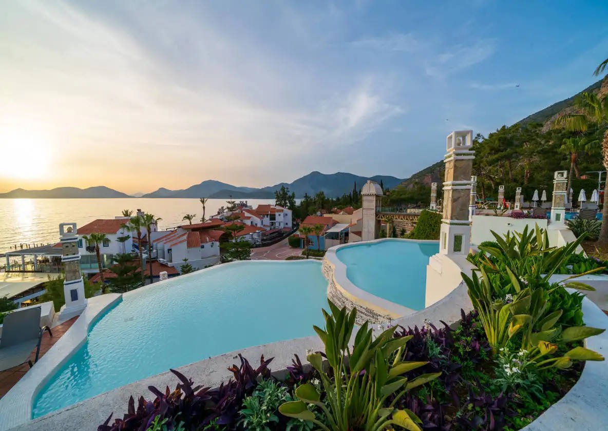 LIBERTY HOTELS LYKIA