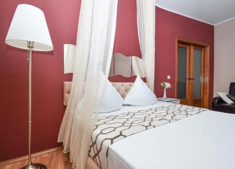 GUEST HOUSE (ГЕСТ ХАУС) НА МАЛЫШЕВА