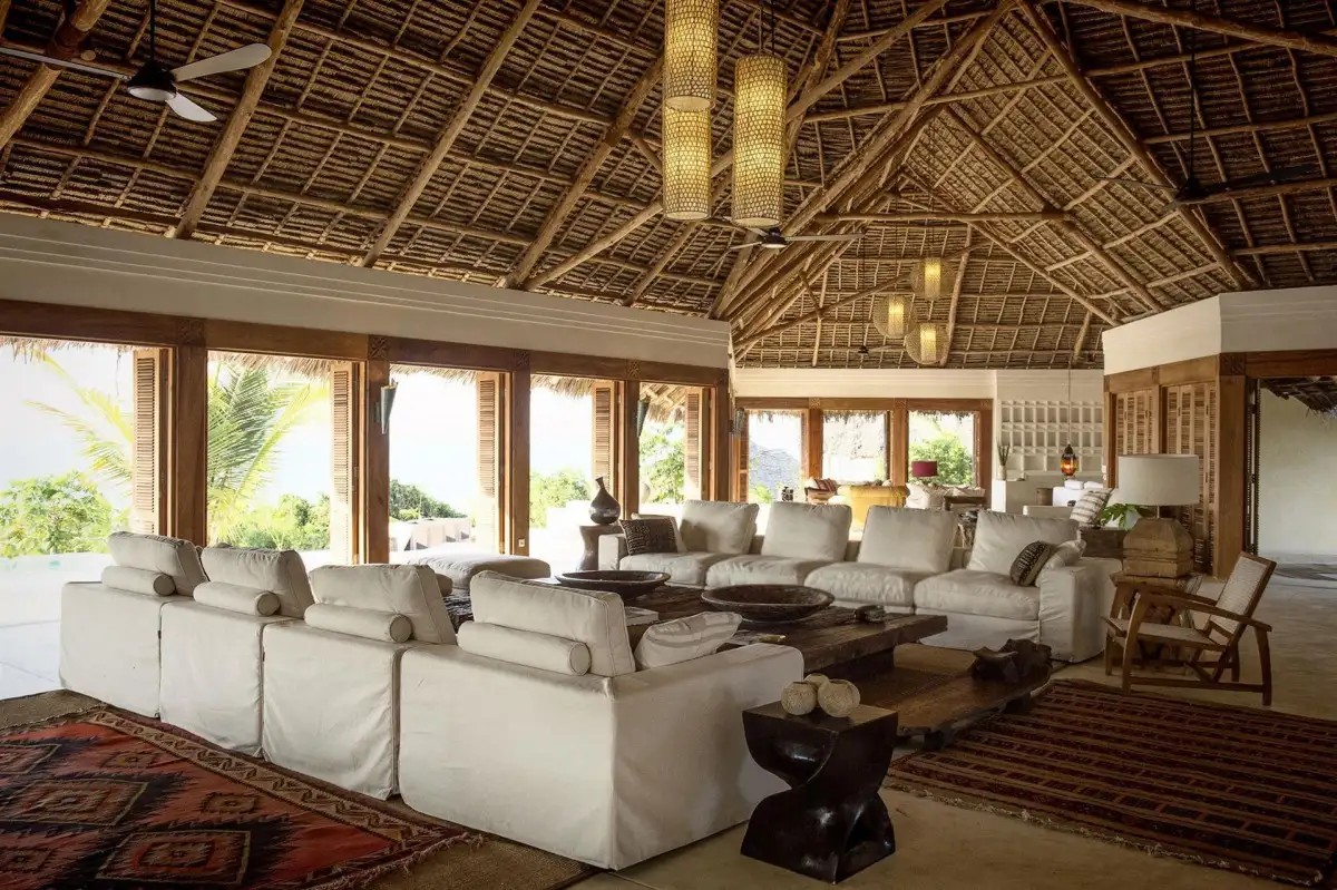 QAMBANI LUXURY RESORT