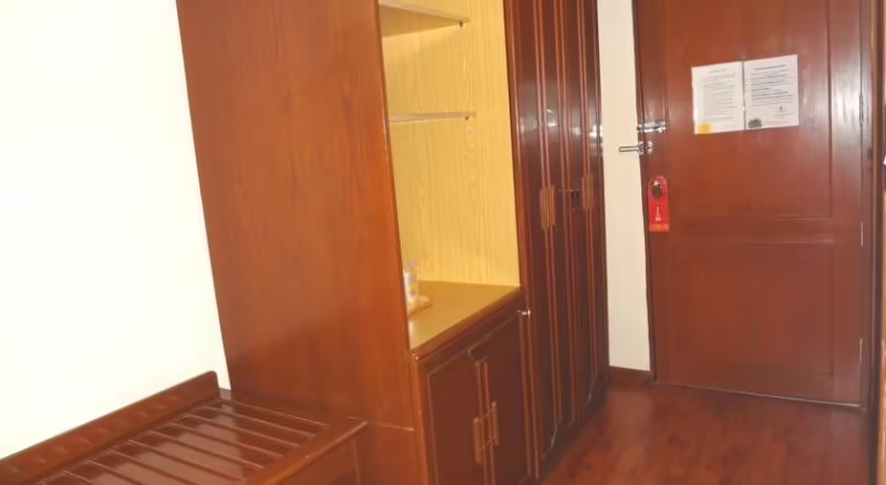 LA PARRANDA RESIDENCE & HOTEL