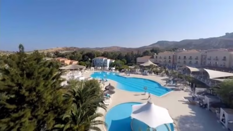 MARK WARNER PHOKAIA BEACH RESORT