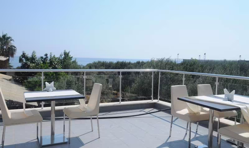 SENTIDO GOLDEN BAY
