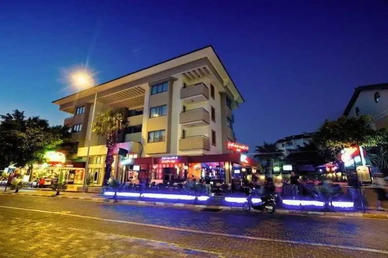 GREEN MAR HOTEL 