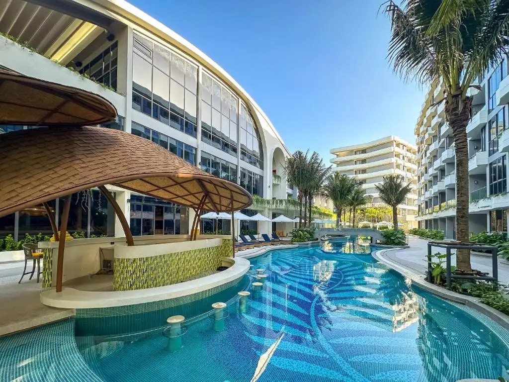 LA GREEN HOTEL & RESIDENCE