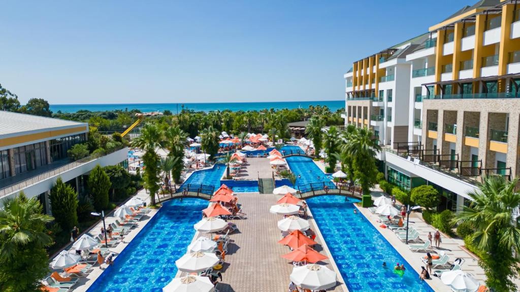 PORT NATURE LUXURY RESORT HOTEL & SPA