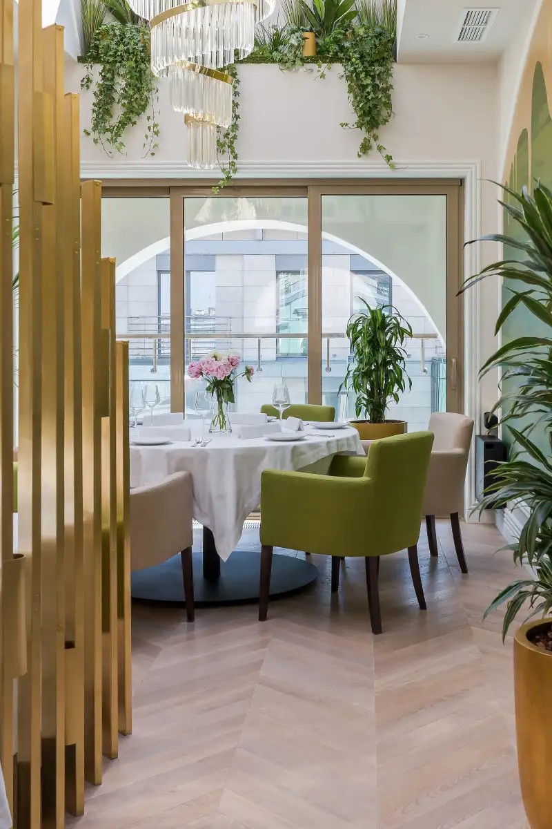 1880 ОТЕЛЬ