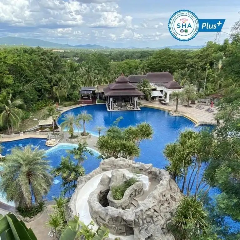 SPRINGFIELD VILLAGE GOLF & SPA