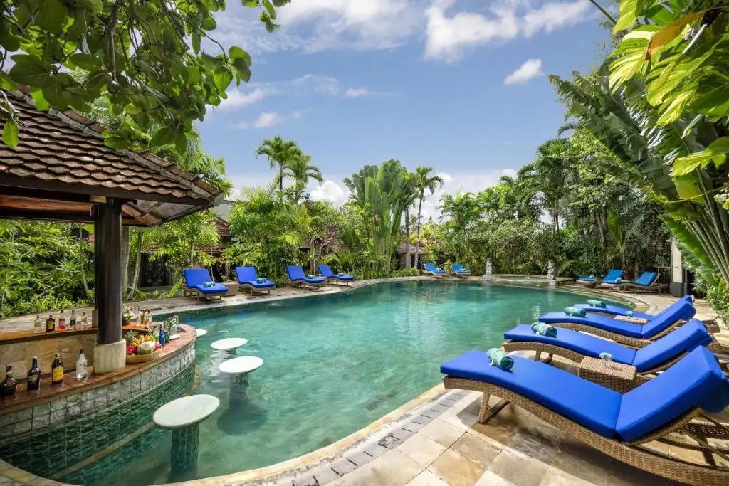 TONYS VILLAS