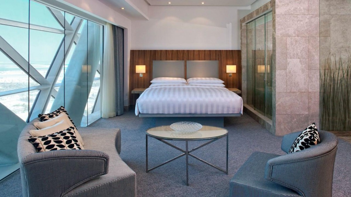 ANDAZ CAPITAL GATE ABU DHABI – A CONCEPT BY HYATT