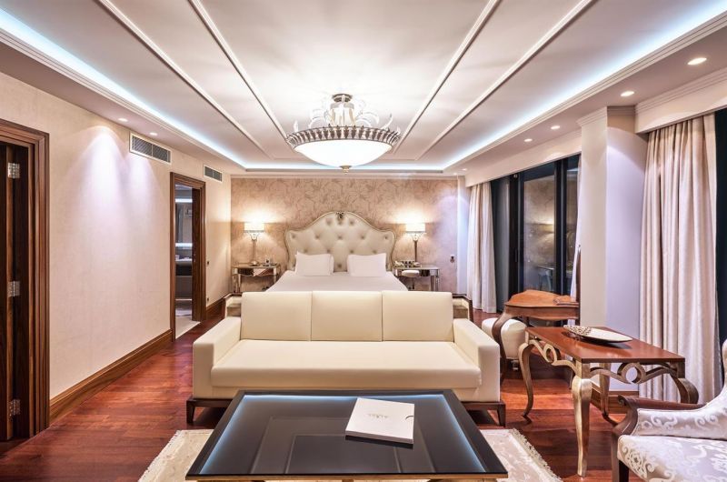 presidental jacuzzi suite