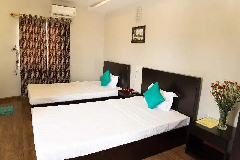 COSMOS HOTEL