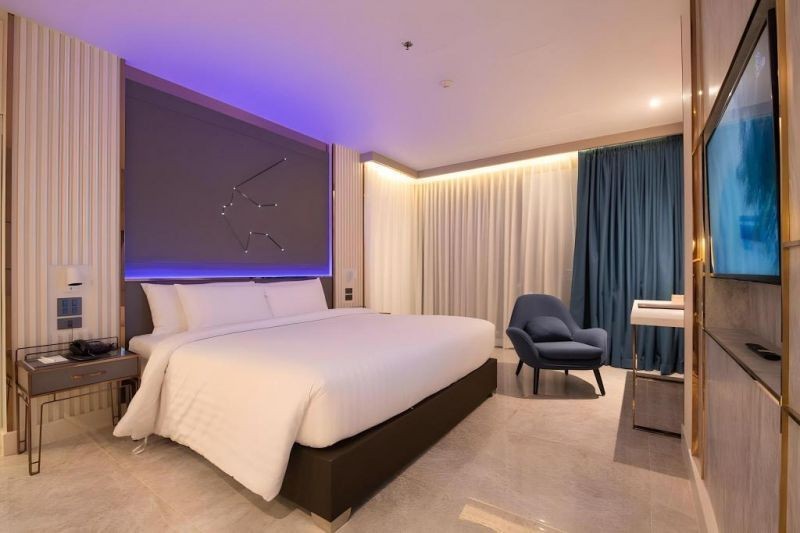 deluxe suite dee tower