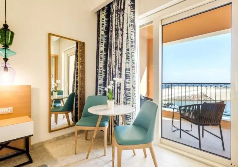 THE CHEDI LUSTICA BAY