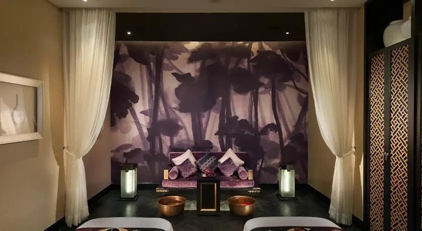MANDARIN ORIENTAL GUANGZHOU