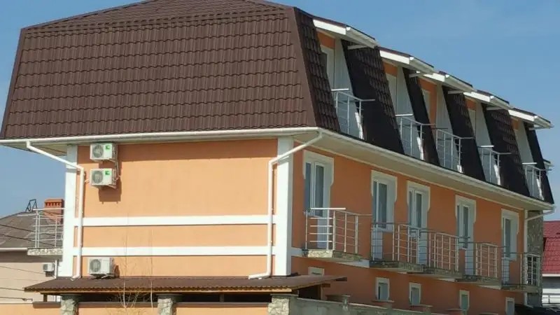 СВЕТЛАНА (ФЕОДОСИЯ)