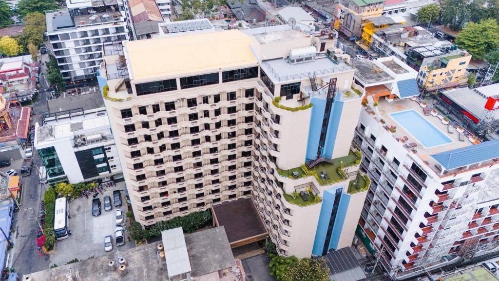 SUNBEAM HOTEL PATTAYA (EX. EASTIN HOTEL PATTAYA)