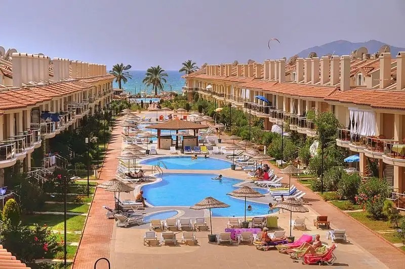SUNSET BEACH CLUB AQUA LETTINGS