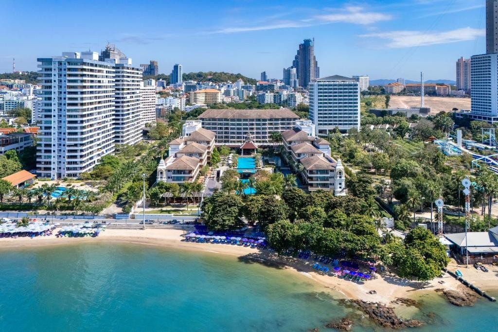 THE HERITAGE PATTAYA BEACH RESORT