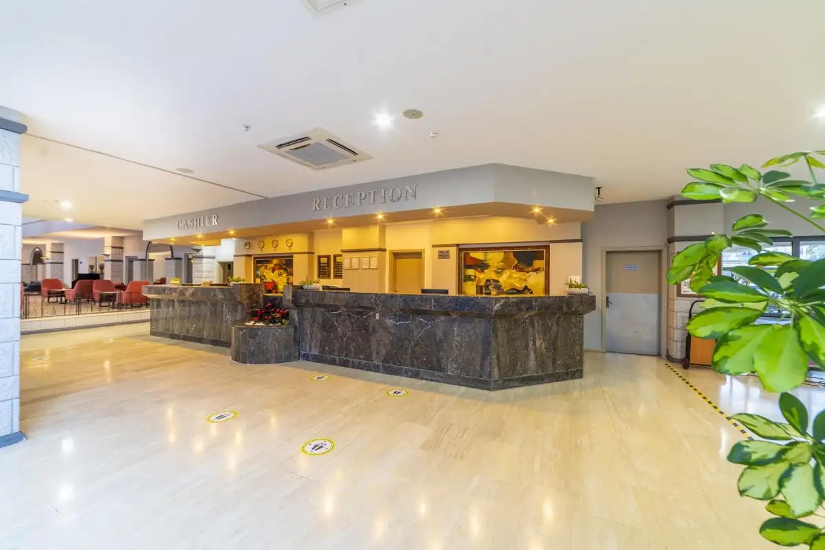 QUEENS PARK RESORT GOYNUK