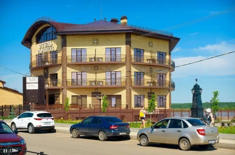 САРАПУЛЪ ОТЕЛЬ
