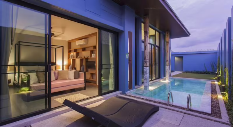 WINGS BY TWO VILLAS HOLIDAY