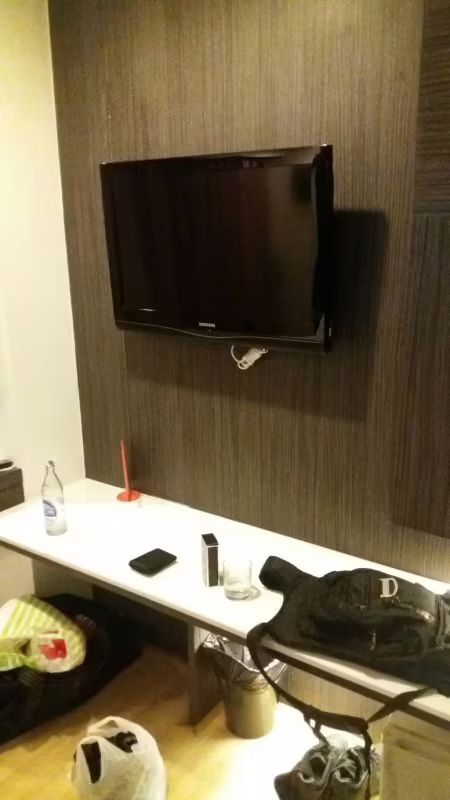 ICHECK INN SUKHUMVIT SOI 11 (EX. NARRY NANA BANGKOK)