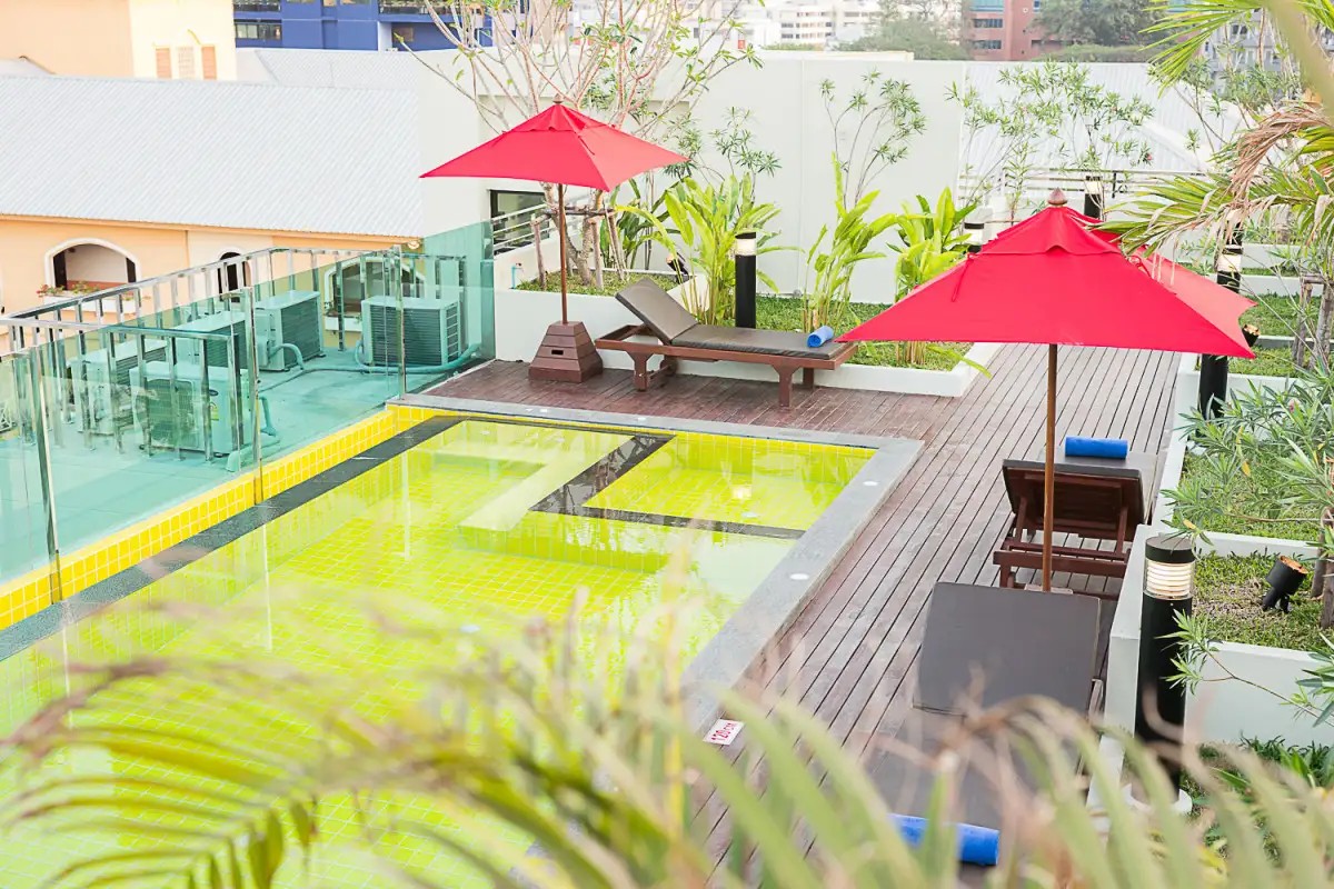 SUNSHINE HIP HOTEL